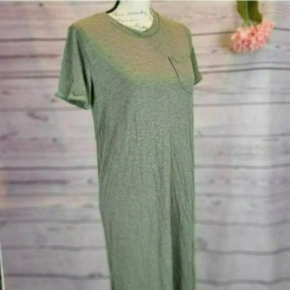 ♡3/$30♡ Jessica Simpson Midi T Shirt Dress -M - Picture 2 of 8